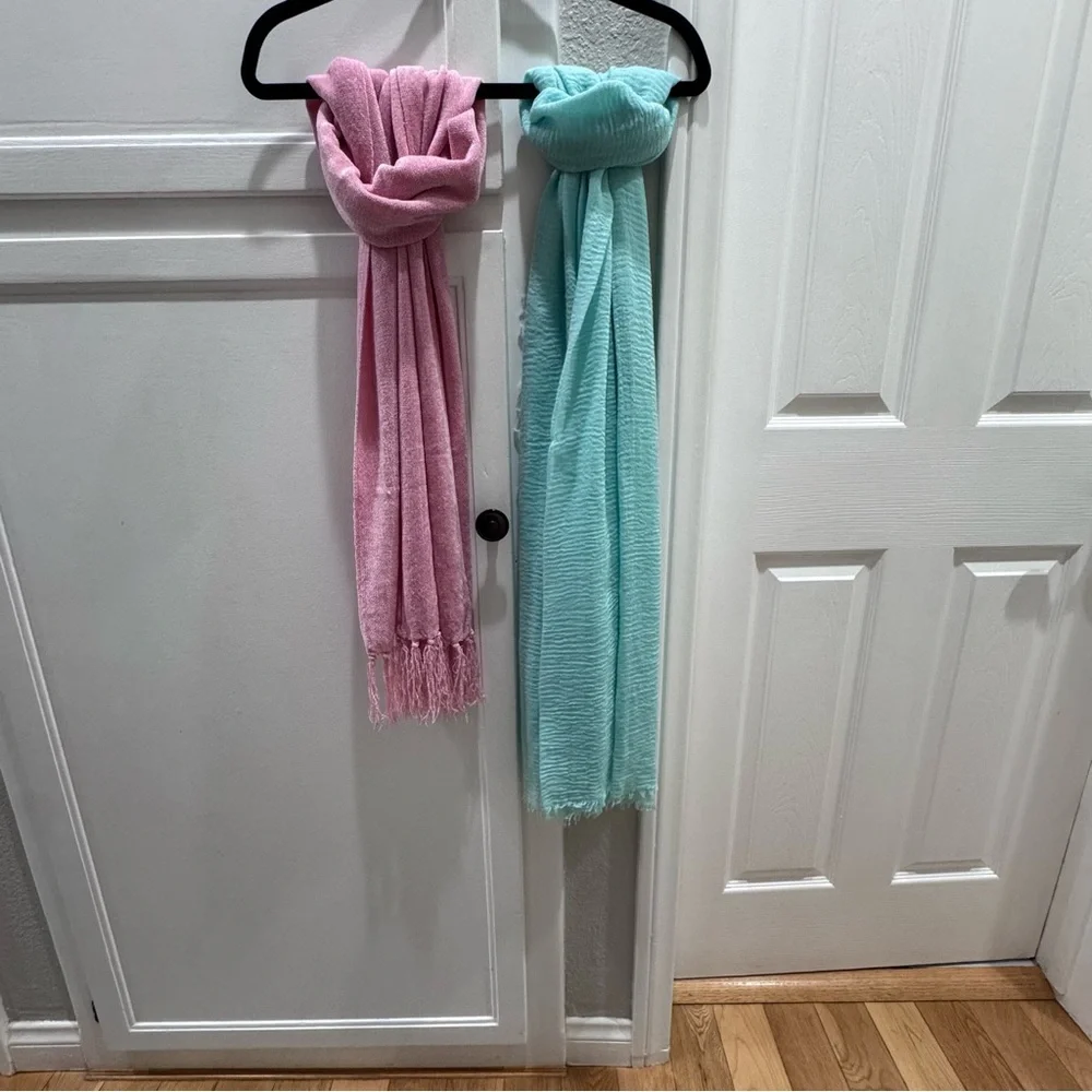 2 women’s scarves Soft Lightweight Pink & Aqua Scarf Duo